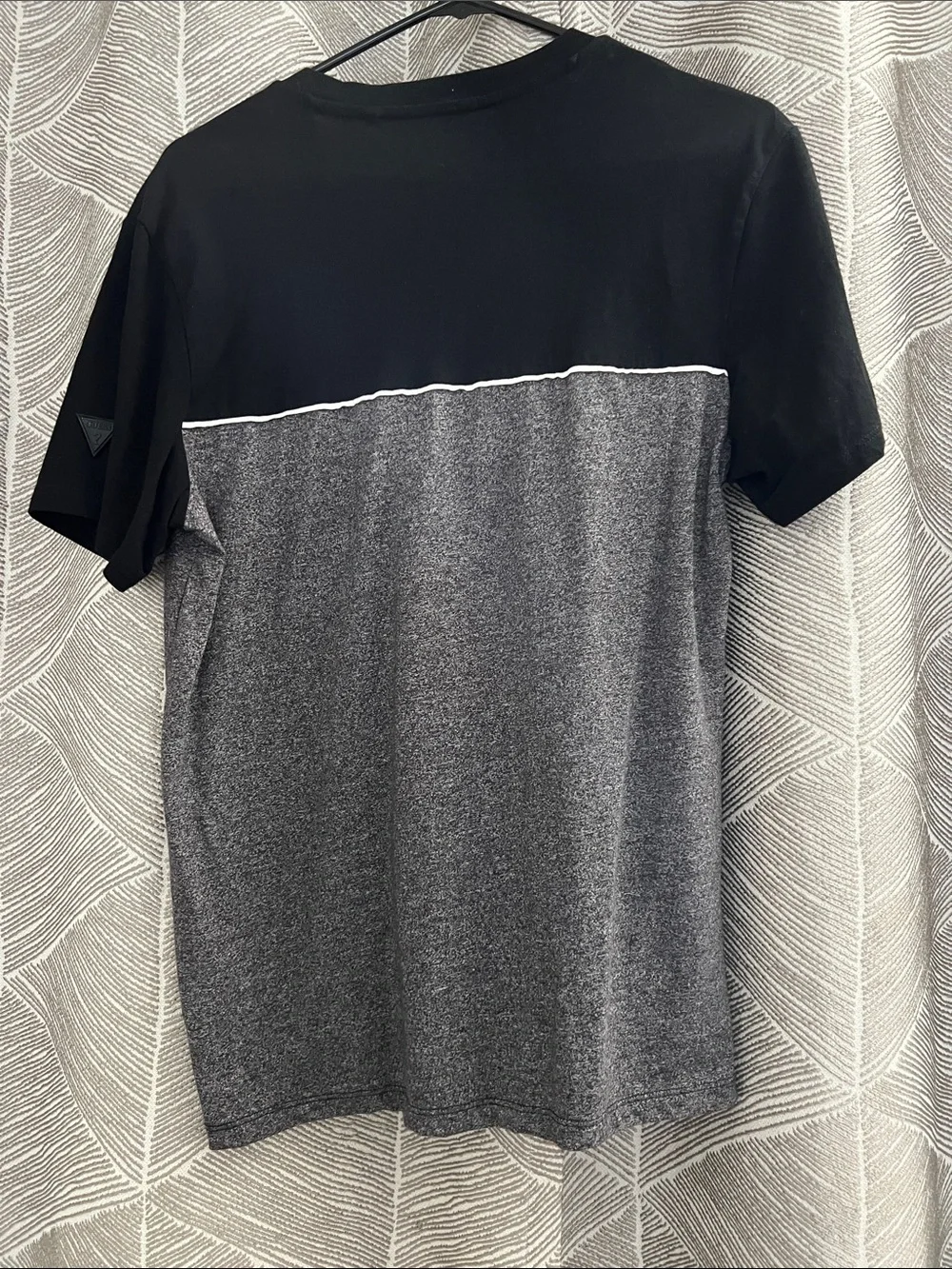 GUESS Men’s Black and Gray Two-Tone V-Neck Tee - Picture 3 of 3
